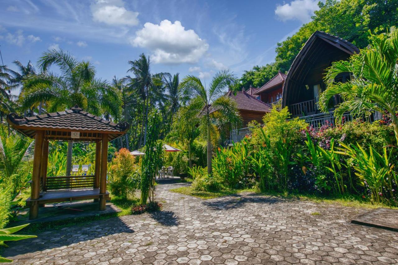 Coconut Hill Cottage Batununggul Exterior foto