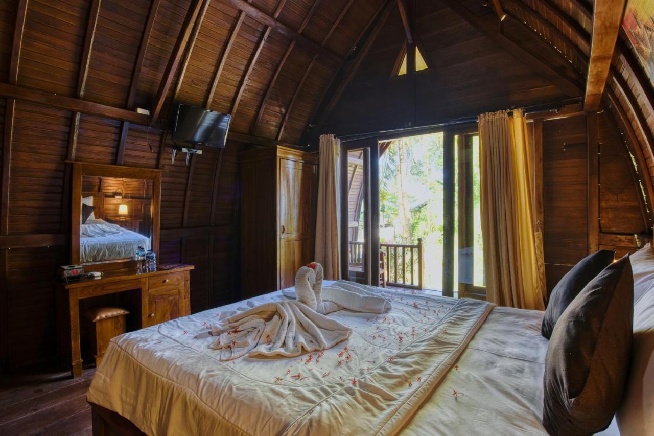 Coconut Hill Cottage Batununggul Exterior foto